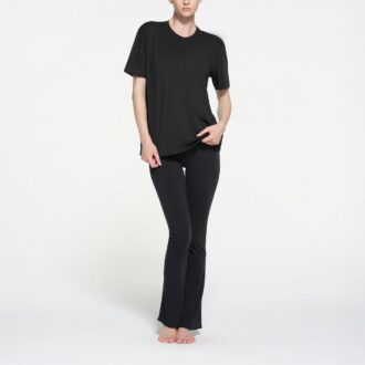 AFSLAPPEN T-SHIRT MED OVERSIZERET LANG T-SHIRT