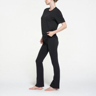 AFSLAPPEN T-SHIRT MED OVERSIZERET LANG T-SHIRT