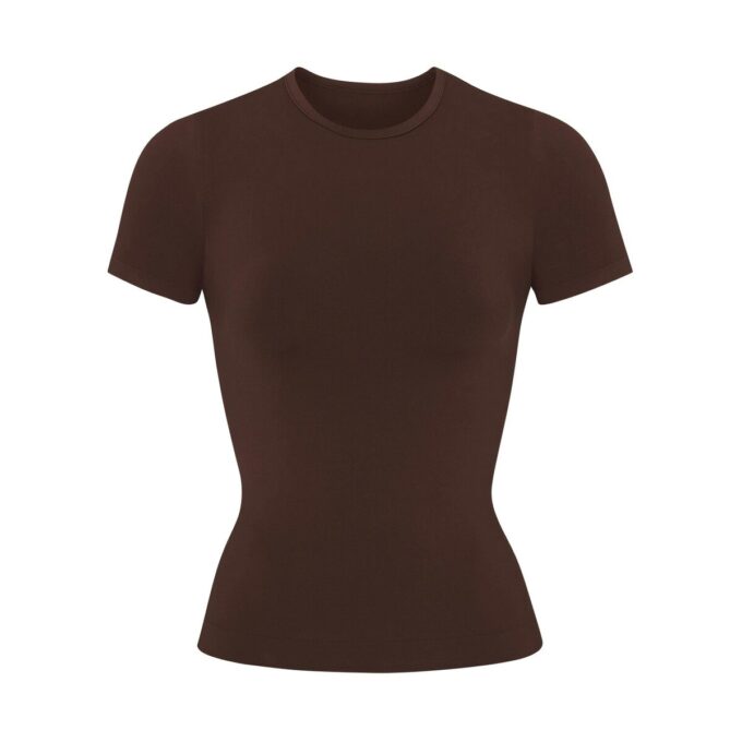 BLØD, GLATTENDE SØMLØS T-SHIRT
