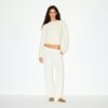 BØRSTET ALPACA-TRØJE MED CREWNECK-HALS