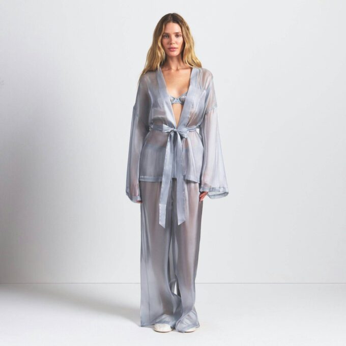 FLYDENDE ORGANZA WRAP SØVNSÆT