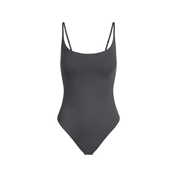 GLAT LAG-BODYSUIT MED KULOMHALDSHALS