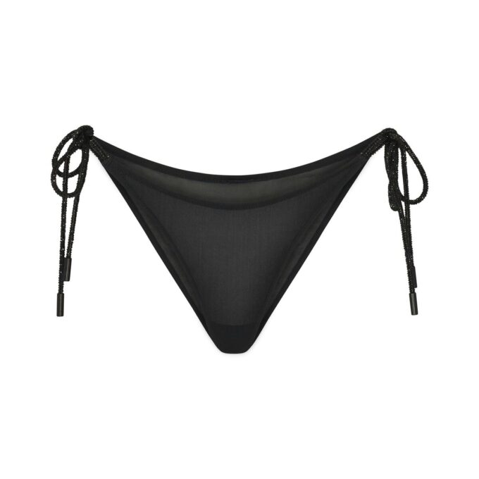 HALTERSTRIKKET CAMI MED SNITTE I SIDEN