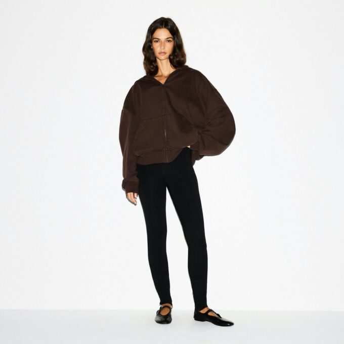 KÆRESTEFLEECE OVERSIZED HÆTTETRØJE MED LYNLÅS