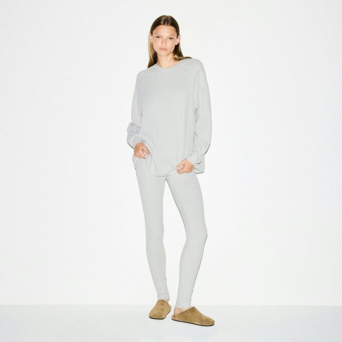 KRAFTIGT VAFFELT OVERSIZED CREWNECK