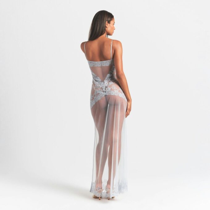 LANG SLIPKJOLE MED BRODERI I LINGERIE