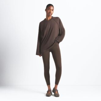 NikeSKIMS LUFTIG V-HALS OVERSIZED LANGERMET TOP