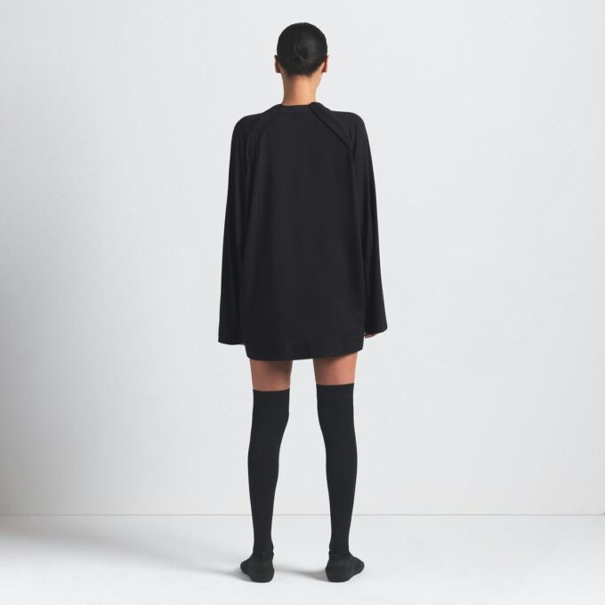NikeSKIMS LUFTIG V-HALS OVERSIZED LANGERMET TOP