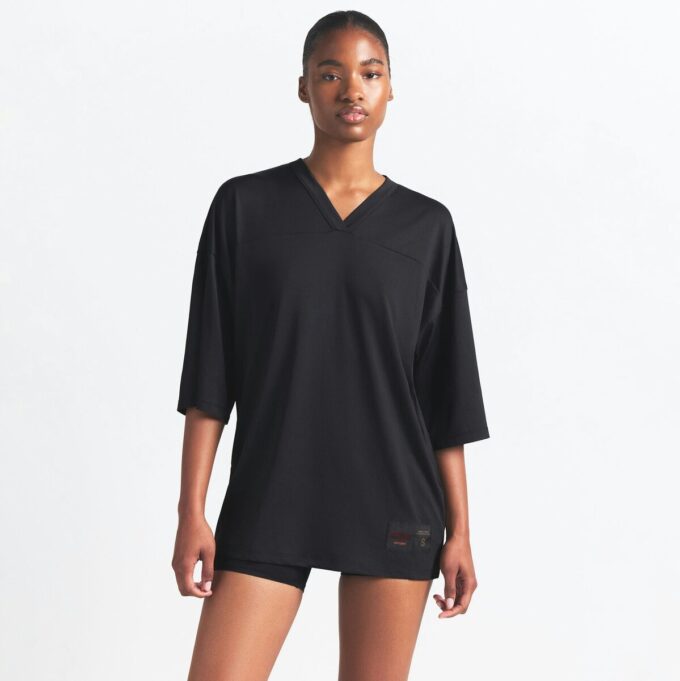 NikeSKIMS LUFTIG V-HALS OVERSIZED TOP