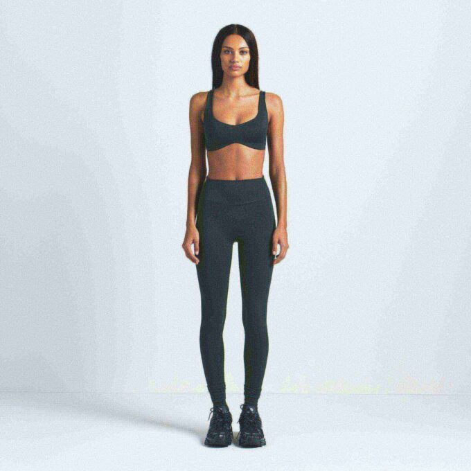 NikeSKIMS MATTE 26″ LEGGINGS