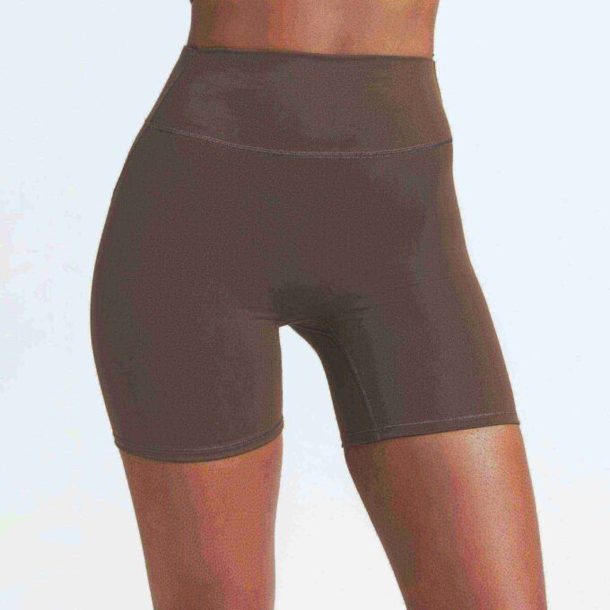 NikeSKIMS MATTE 5″ BIKERSHORTS