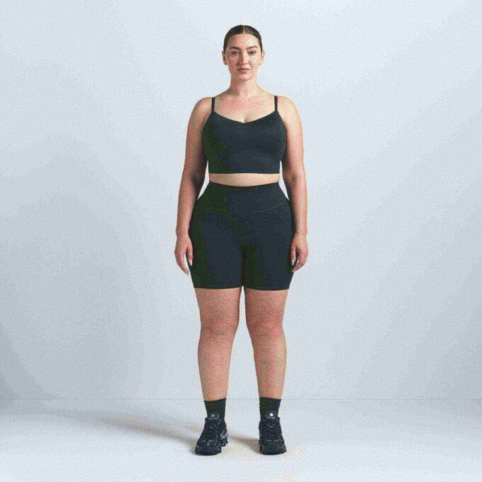 NikeSKIMS MATTE 5″ BIKERSHORTS