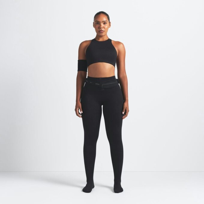 NikeSKIMS MATTE FOOTSIE GRIP LEGGINGS