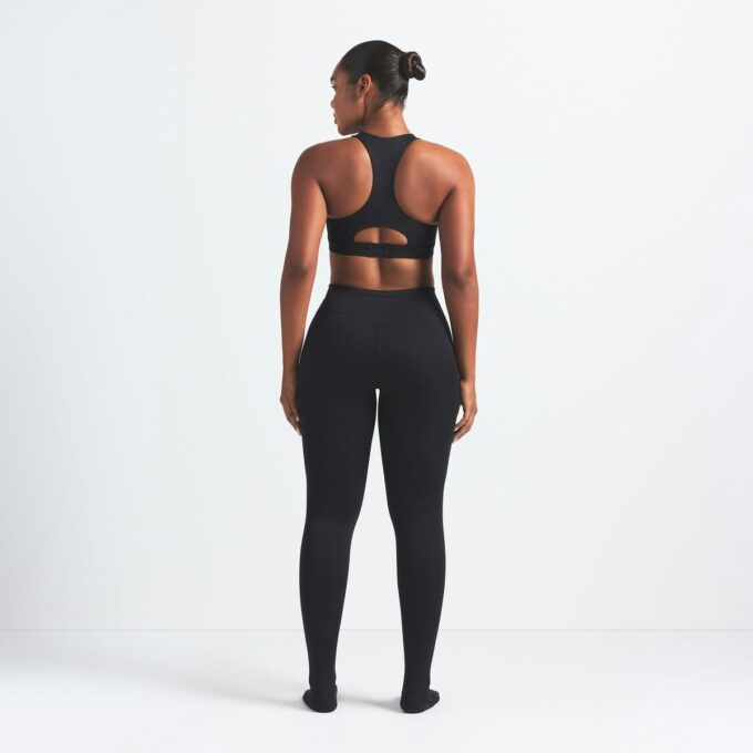 NikeSKIMS MATTE FOOTSIE GRIP LEGGINGS