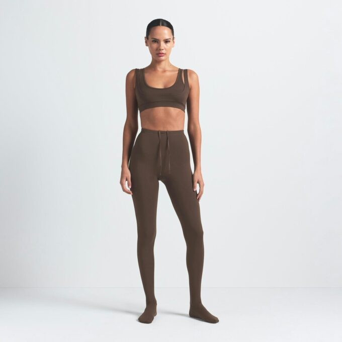 NikeSKIMS MATTE FOOTSIE GRIP LEGGINGS