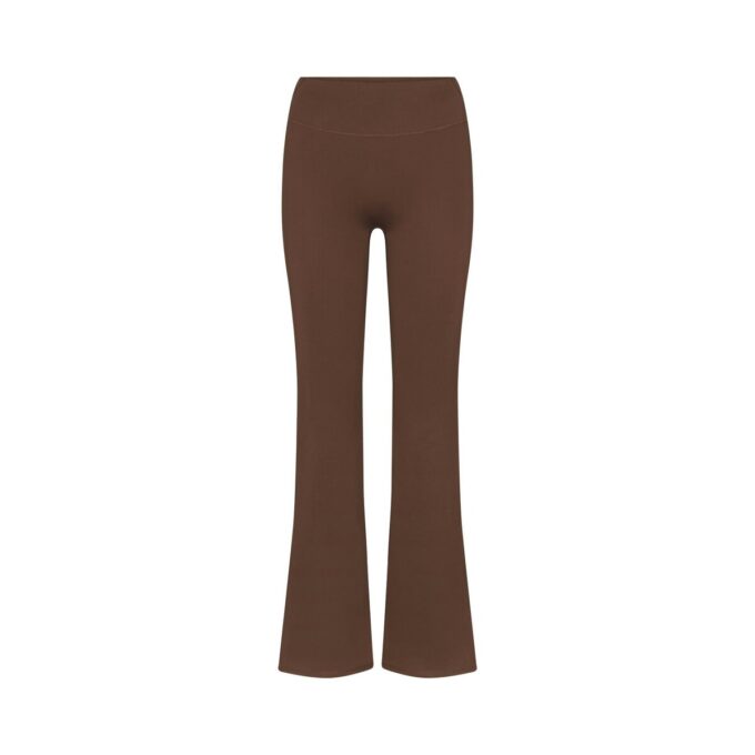 NikeSKIMS MATTE SLIM FLARE LEGGINGS