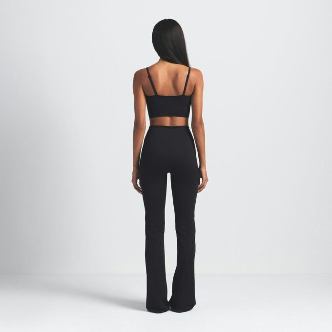 NikeSKIMS MATTE SLIM FLARE LEGGINGS