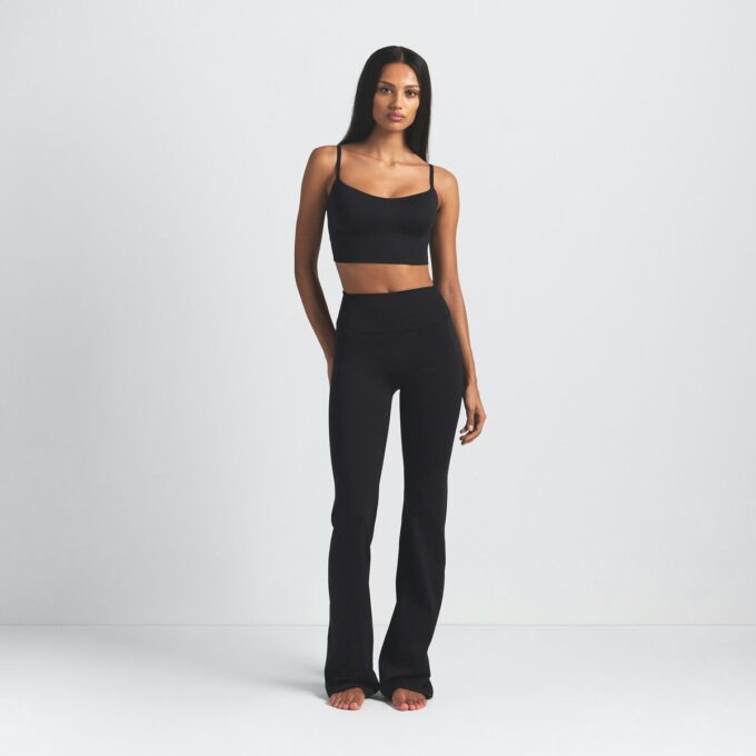NikeSKIMS MATTE SLIM FLARE LEGGINGS