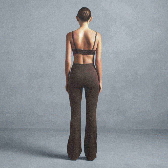 NikeSKIMS MATTE SLIM FLARE LEGGINGS