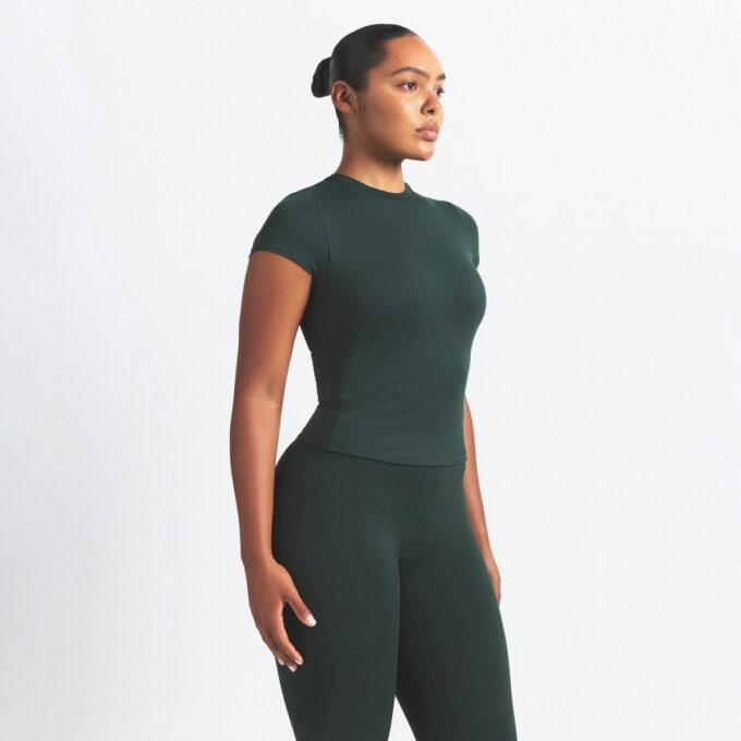 NikeSKIMS MATTE VATTERT BABY T-SHIRT