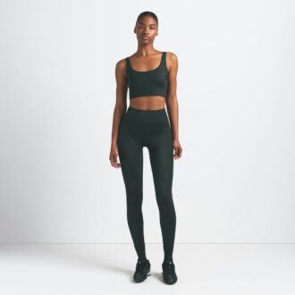 NikeSKIMS SHINE BH-TOP MED SKØR HALS
