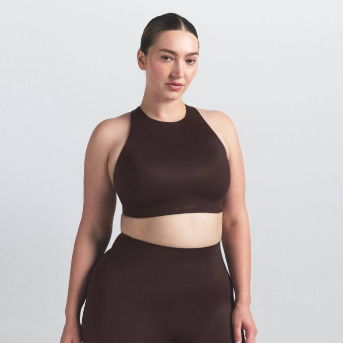 NikeSKIMS SHINE HØJHALSET BH