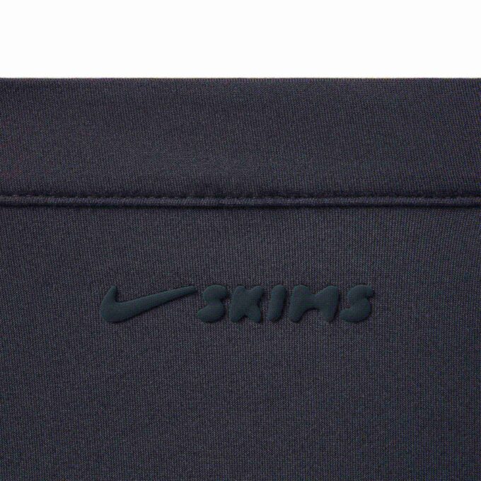 NikeSKIMS SHINE TRIANGLE BH