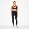 NikeSKIMS SHINE SLØREBÅND 26″ LEGGINGS
