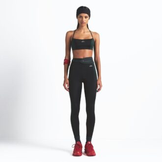 NikeSKIMS SHINE TREKKESNØRE-STIGBØJLEGGINGS 26″