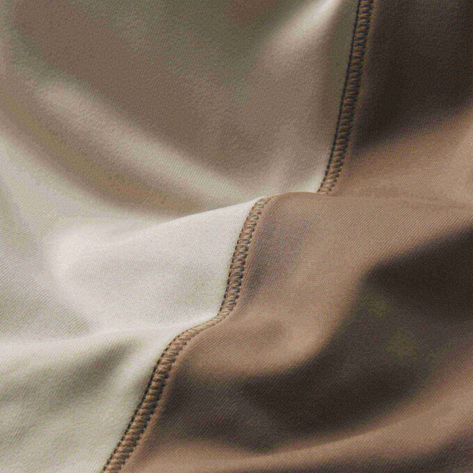 NikeSKIMS SHINE TREKKESNØRE-STIGBØJLEGGINGS 26″