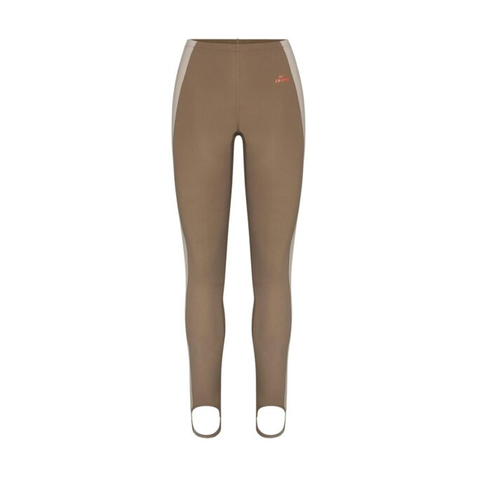NikeSKIMS SHINE TREKKESNØRE-STIGBØJLEGGINGS 26″