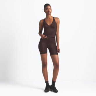 NikeSKIMS SHINE V-HALS TOP