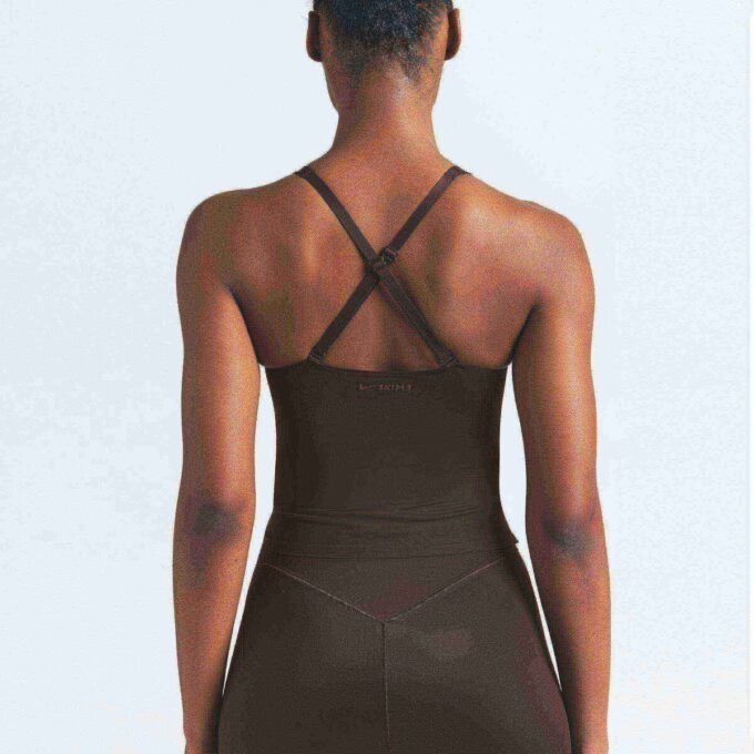 NikeSKIMS SHINE V-HALS TOP
