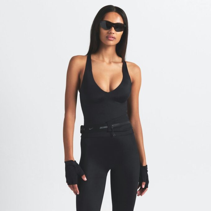 NikeSKIMS SHINE V-HALS TOP