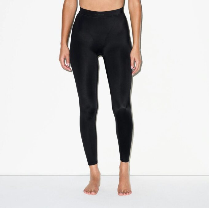 NikeSKIMS SHINE V-LINE 26″ LEGGINGS