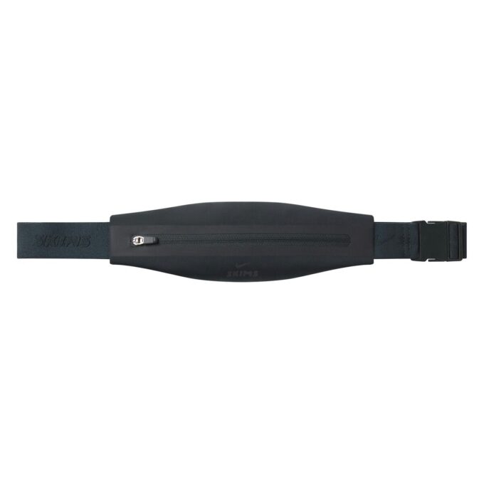NikeSKIMS TILBEHØR SLIM MAGETASKE