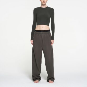 NY VINTAGE CROPPED LANGERMET T-SHIRT