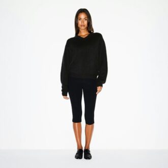 OVERSIZED ULD OG CASHMERE TRØJE MED V-HALS