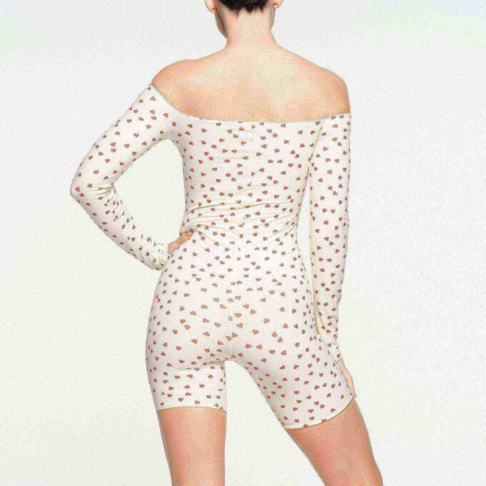 PASSER ALLE PICOT OFF THE SHOULDER-BELØBNING