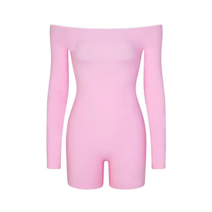 PASSER ALLE PICOT OFF THE SHOULDER-BELØBNING
