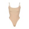 PASSER TIL ALLE CAMI-BODYSUIT