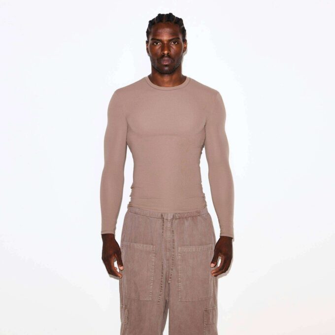 PASSER TIL ALLE HERRE SLIM LANGERMET T-SHIRT