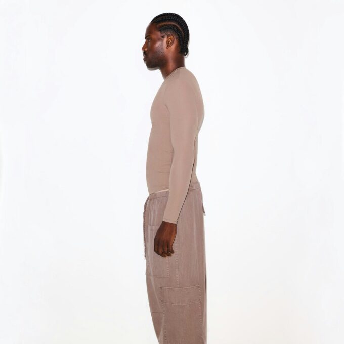 PASSER TIL ALLE HERRE SLIM LANGERMET T-SHIRT