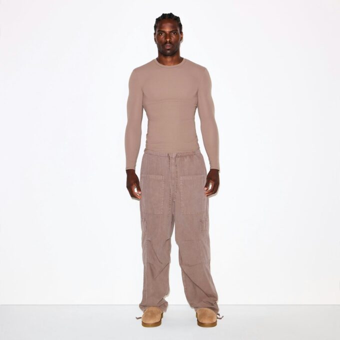 PASSER TIL ALLE HERRE SLIM LANGERMET T-SHIRT