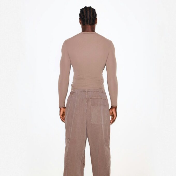 PASSER TIL ALLE HERRE SLIM LANGERMET T-SHIRT