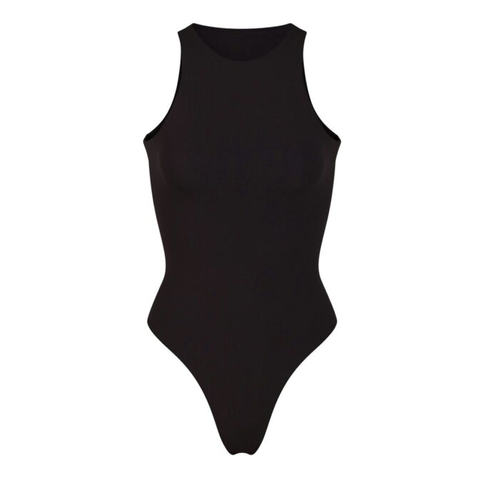 PASSER TIL ALLE HØJHALSET BODYSUIT