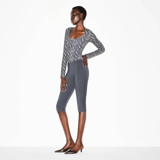 PASSER TIL ALLE LANGERMET SCOOP-BODYSUIT