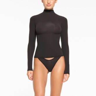 PASSER TIL ALLE TURTLENECK TOP