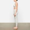 RIBBEDE LEGGINGS I BOMULD