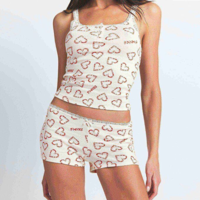 SÆT MED RIBBET BOMULDSSTRIP MED BLONDE-TOP OG SHORTS
